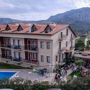 4* Otel Karaburun